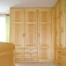 Schlafzimmer aus Kiefernholz